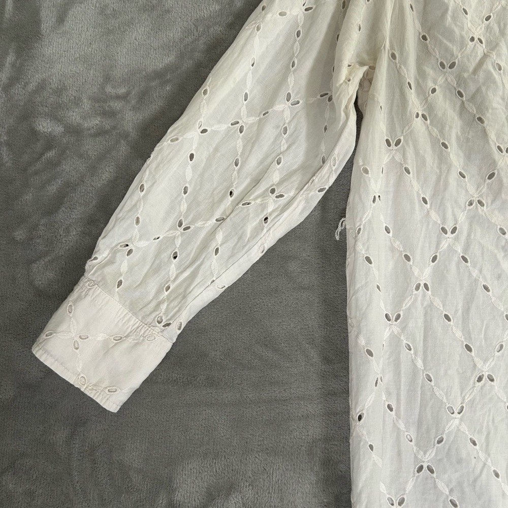 Banana Republic eyelet long sleeve off white v- neck mini dress - Picture 2 of 9